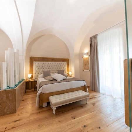 Il Borgo Relais Bed & Breakfast กราวีนา อิน ปูเลีย ภายนอก รูปภาพ